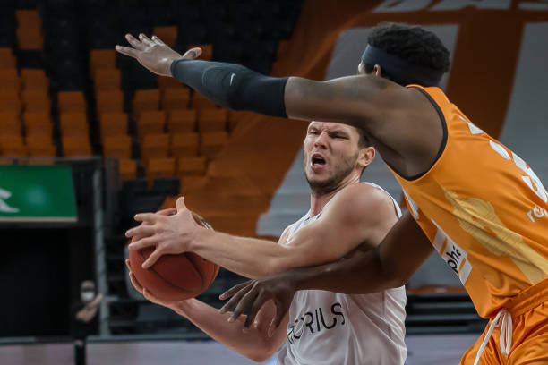 为射手群创 为射手群创