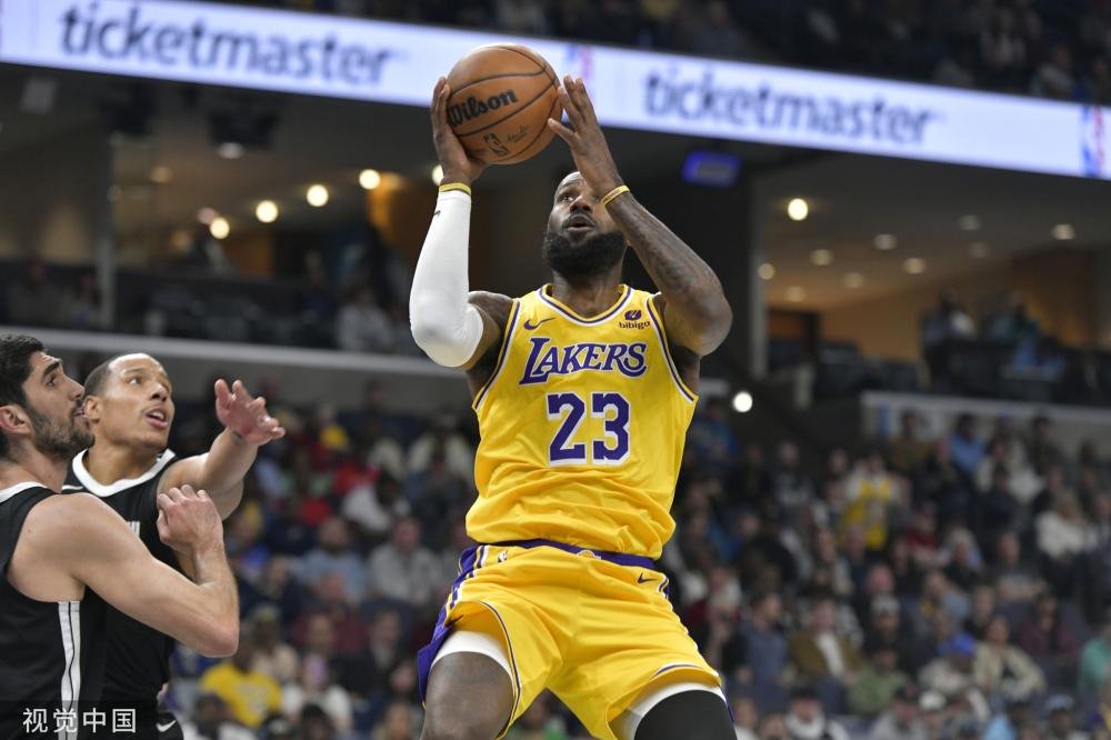 经验丰富的 经验丰富的