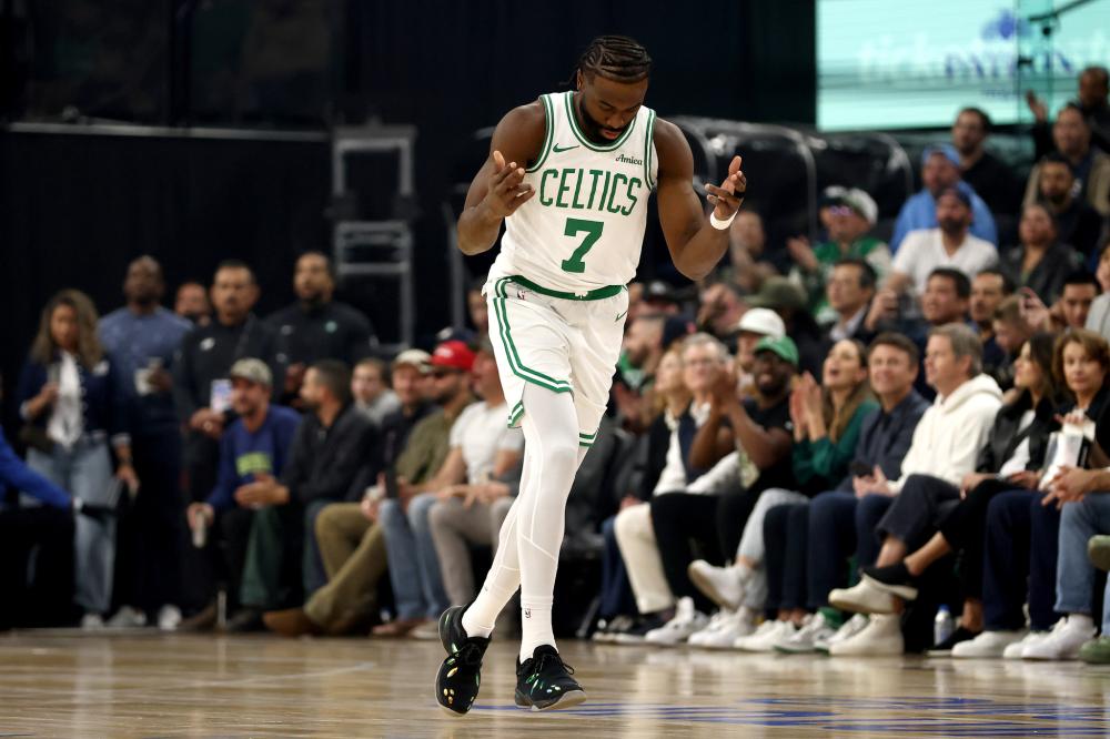 前空翻尾甩 前空翻尾甩